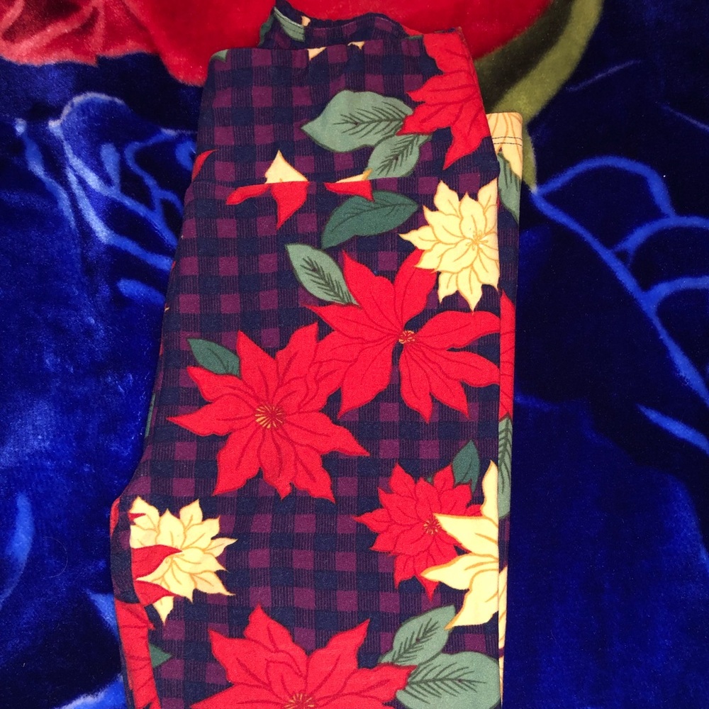 Os Christmas Lularoe leggings